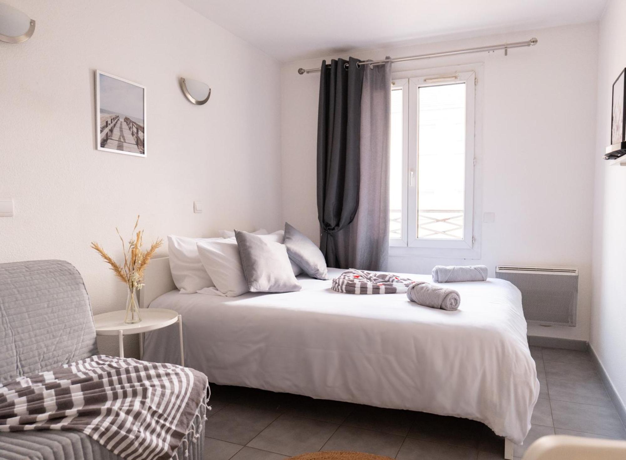 Cosy Appartement - 4 Personnes - Disneyland & Paris Bussy-Saint-Georges Exterior foto